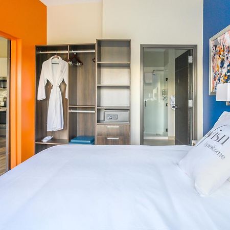 Apartament Revisn Raleigh Zewnętrze zdjęcie